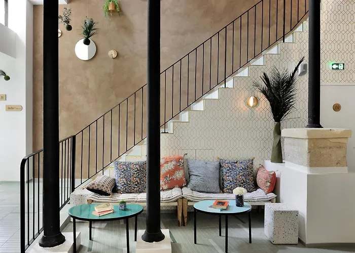 Caulaincourt Montmartre By Hiphophostels